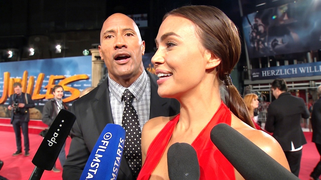 Célébrités Hollywood qui Photobombent D'Autres Stars de la Façon la Plus Drôle ! 😂