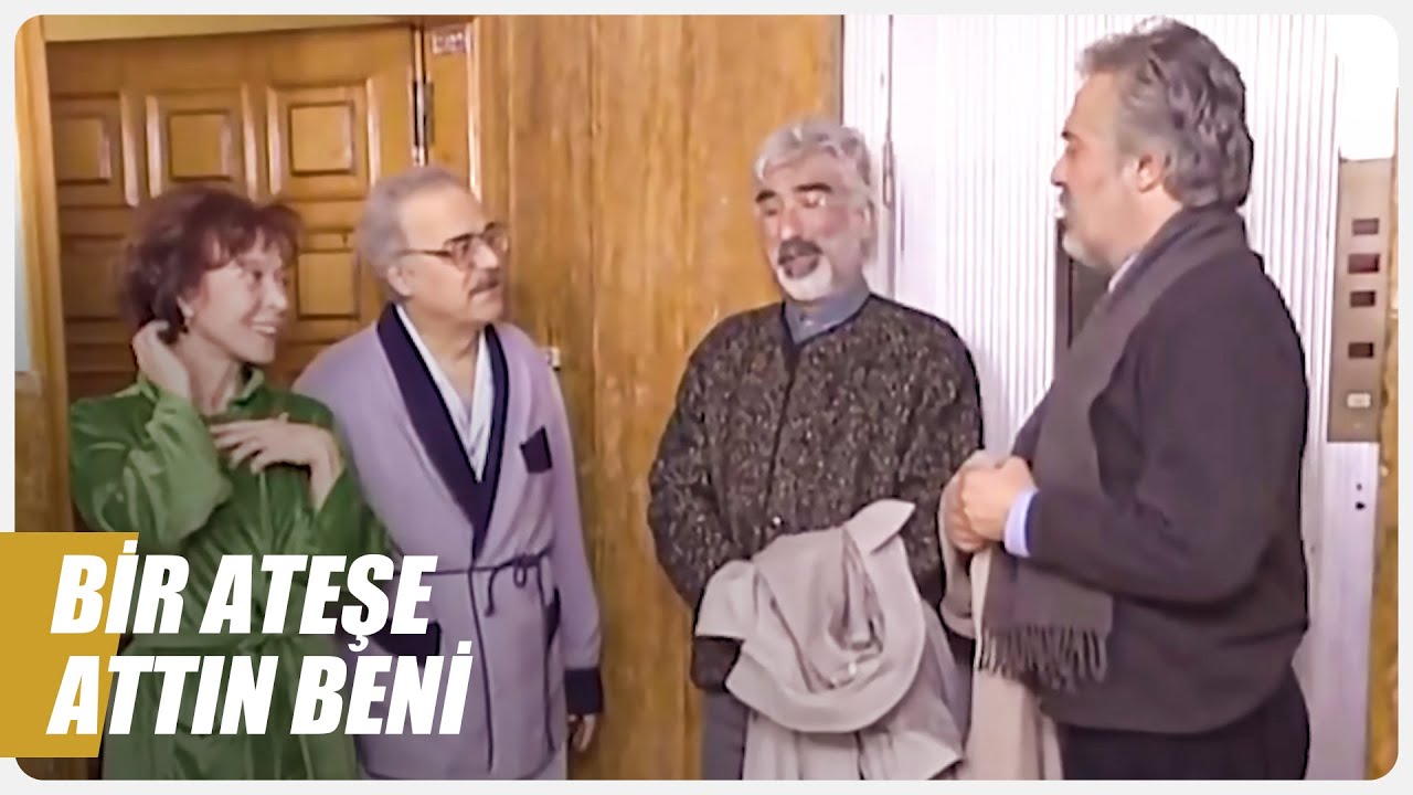 Cenap Bey Konuştu, Ayla Hanım Hayranlıkla İzledi | Bizimkiler &Ouml;zel Sahneler