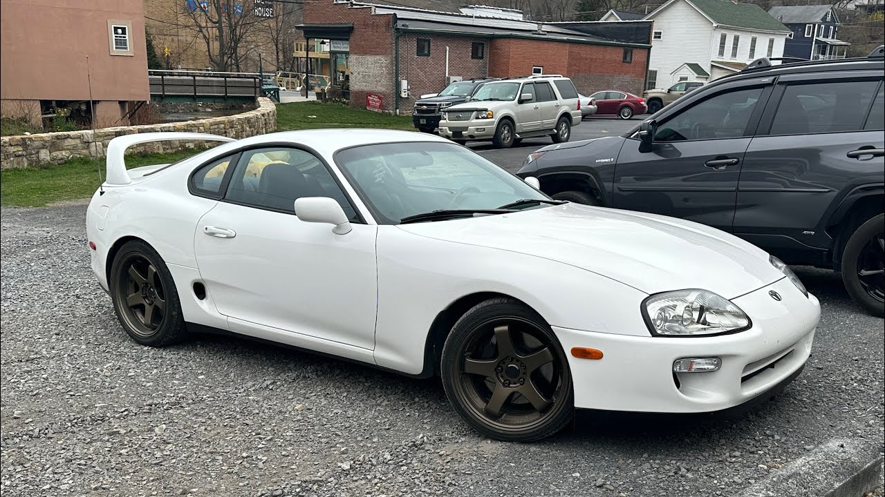 What it&rsquo;s like to daily drive a 1993 Mark IV Supra!