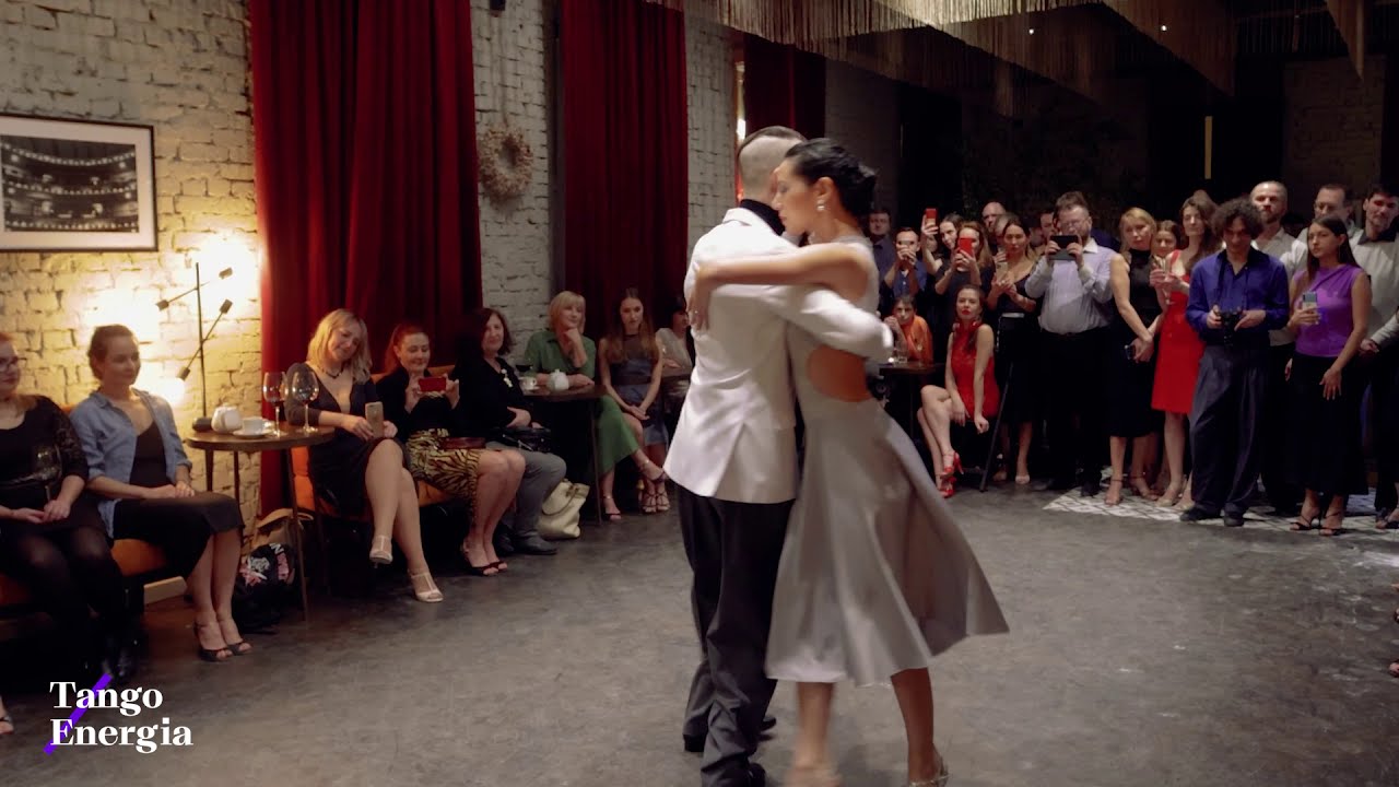 Silvina Tse and Michael Nadtochi - Milongueo Del Ayer