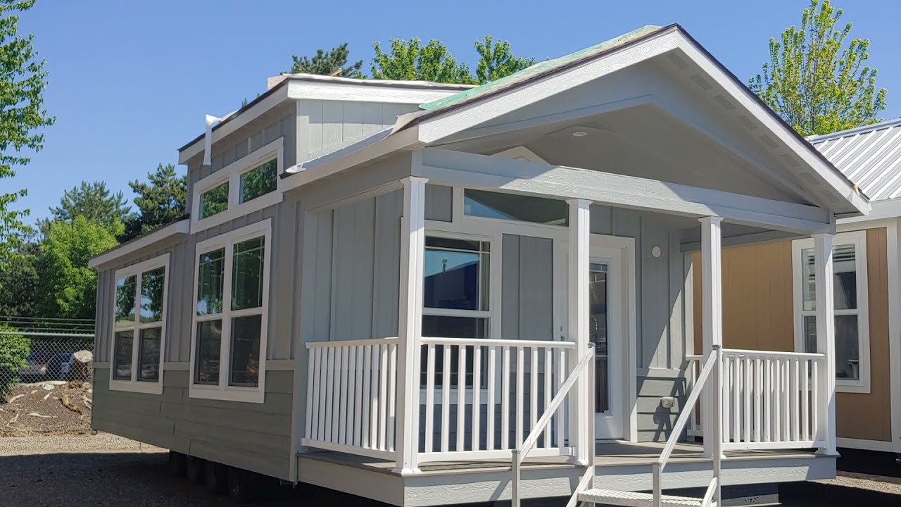 Tiny Home Fits a King Size Bed! FINALLY!
