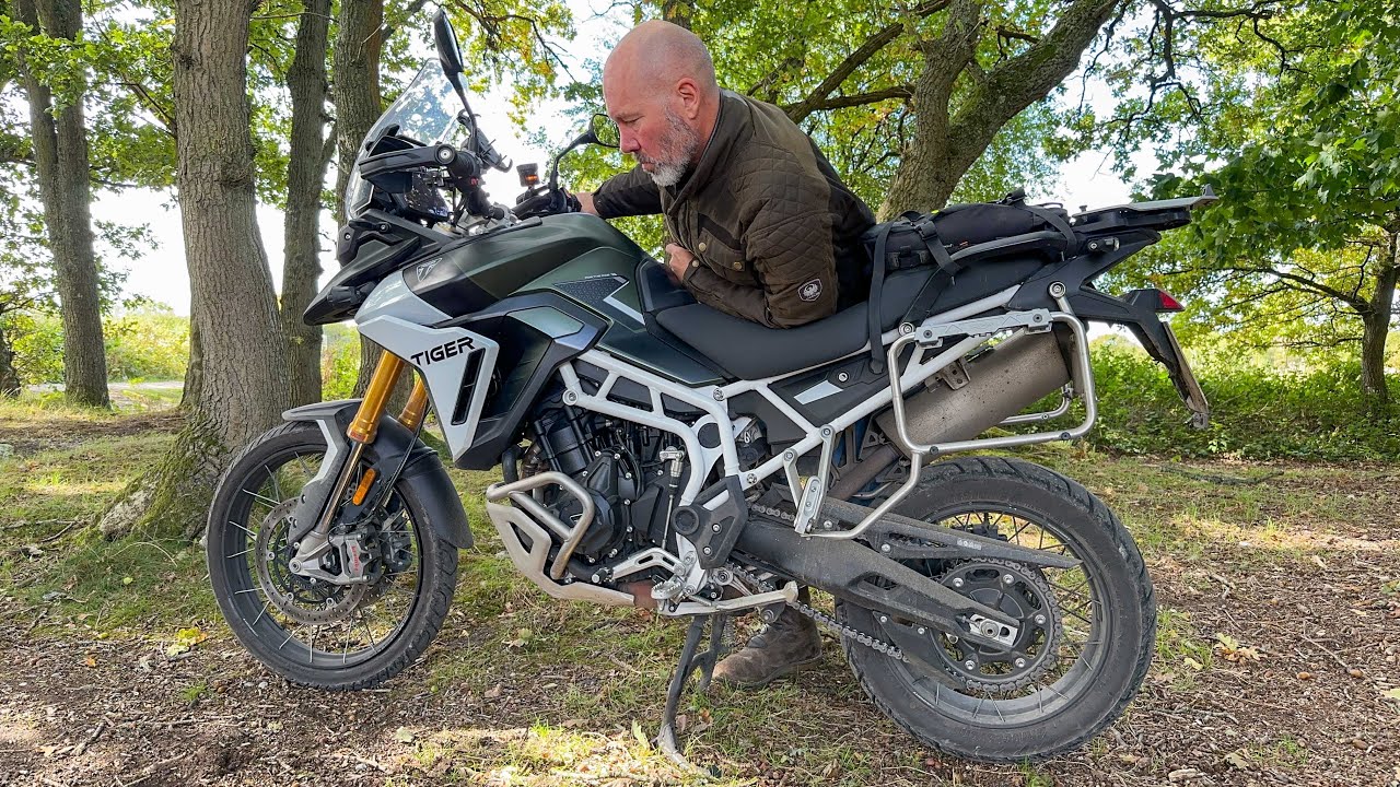 Triumph Tiger 900 Rally Pro — внедорожный тест на штатных шинах (ограничения)
