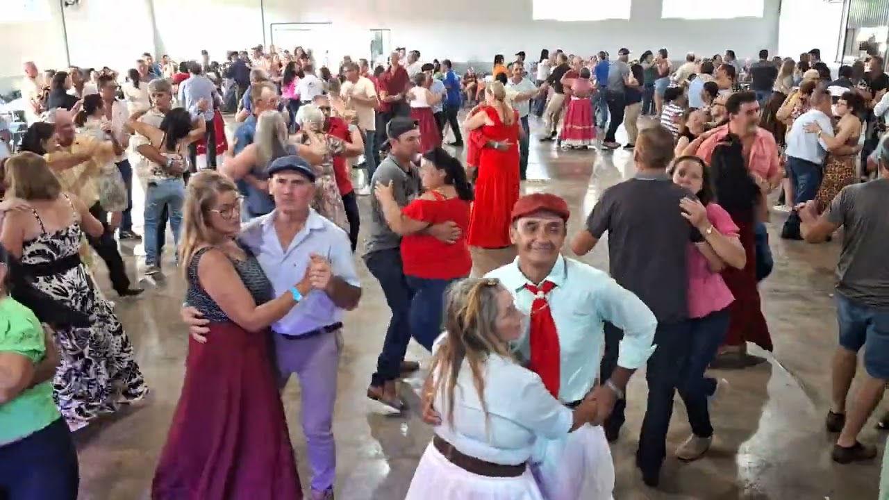 Domingueira animada nos idosos de Porto Barreiro no Paraná(com marcos e margarida)
