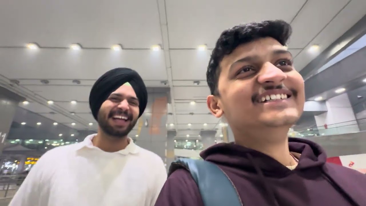 Canada Se Kitne Time Baad Aayi 🥺❤️| Sister Ki Homecoming