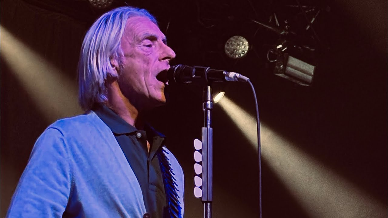 My Ever Changing Moods (The Style Council) by Paul Weller (Live in Toronto)