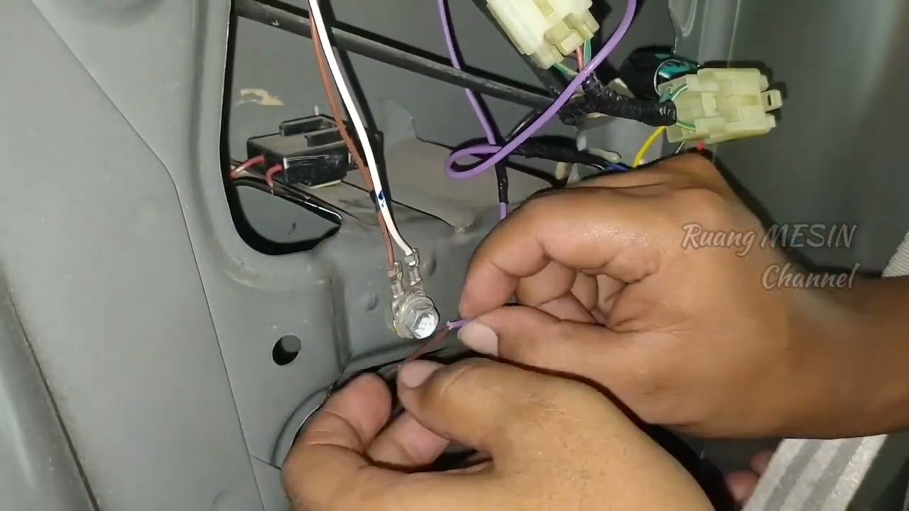 MODUL Lampu Spoiler Kedip/Blitz Senja & Rem nyala Terus ||Lampu pesawat|| lampu Jetbus AVANZA XENIA