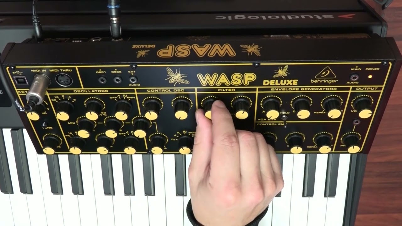 Behringer WASP Deluxe - Quick Demo (Sounds Only)