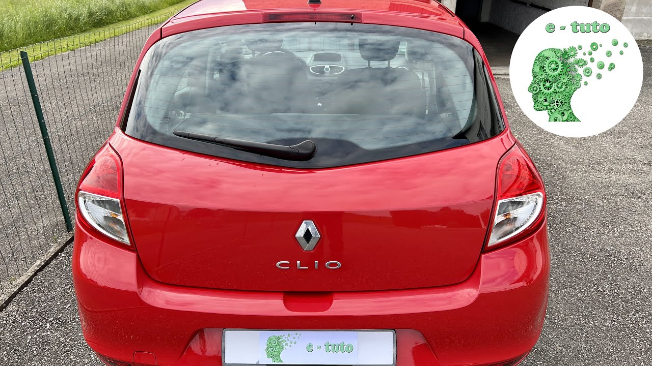 Changer vérins hayon Renault Clio.
