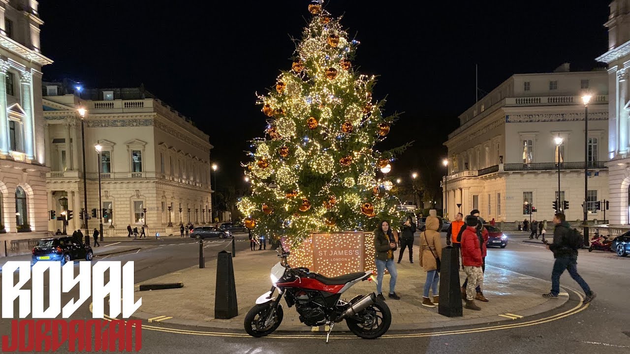 London Lights on Husqvarna Nuda 900R