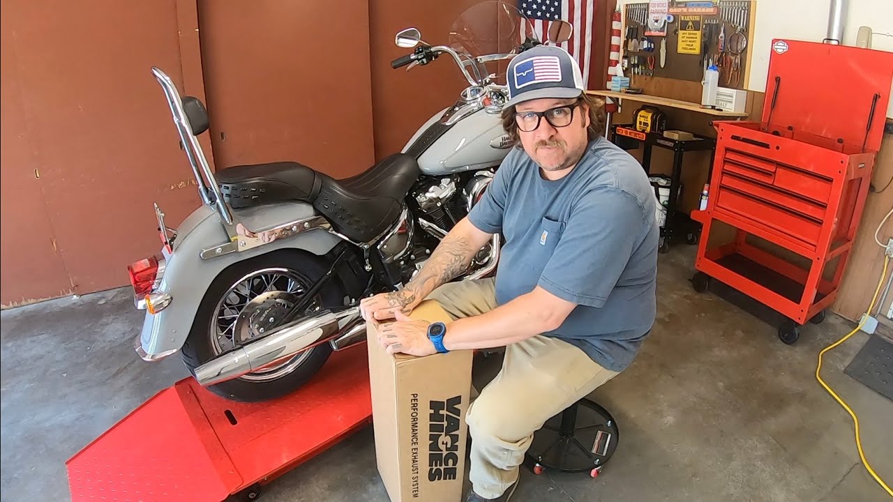 Vance & Hines PCX Twin Slash Slip On Mufflers, Harley Davidson Softail Heritage Classic 114