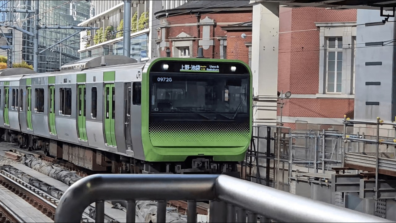 Raw footage Yamanote train รถไฟ jr ยามาโนเตะ