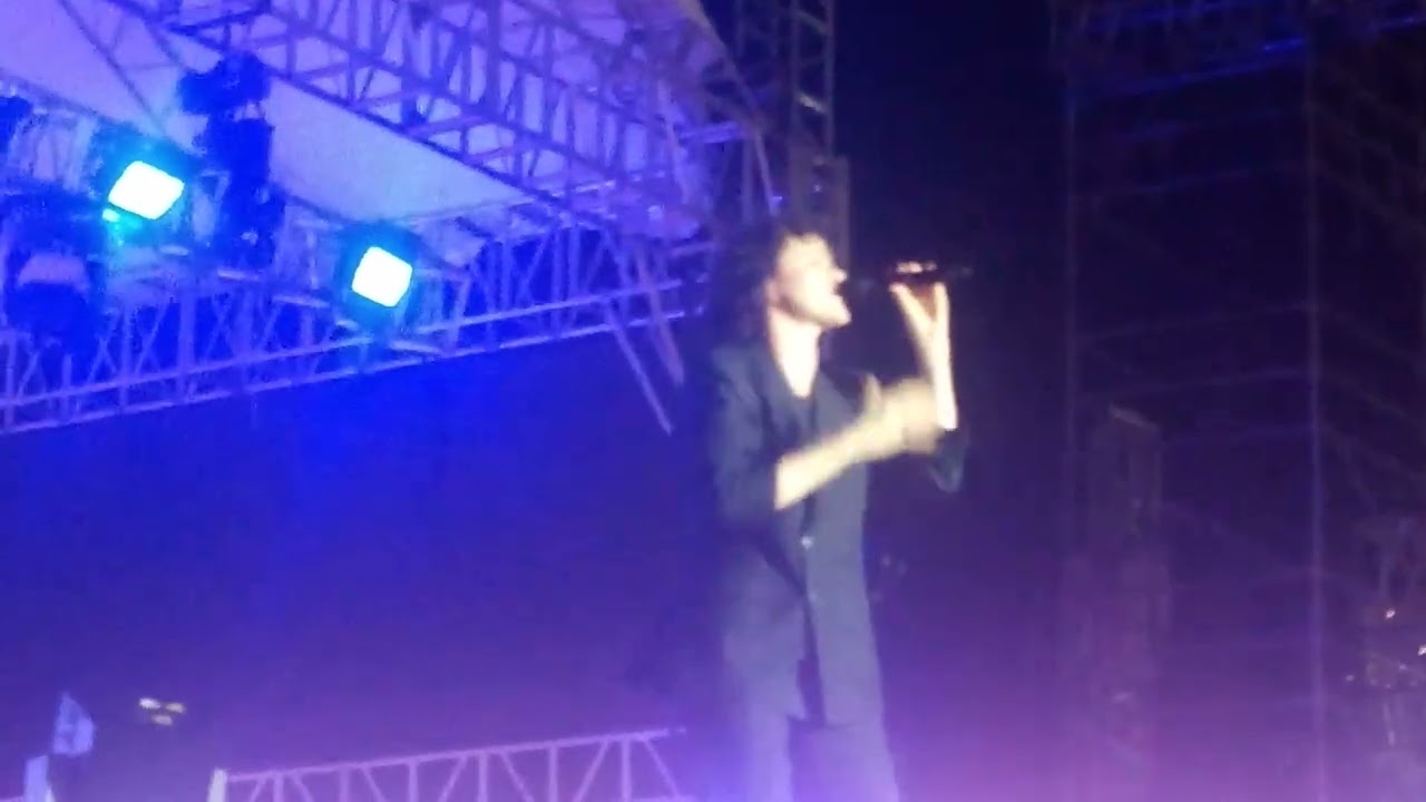 TAYA SMITH - IS A SINGER -  HILLSONG - SHARING THE WORDS OF GOD -  LIVES IN MANILA - 2026