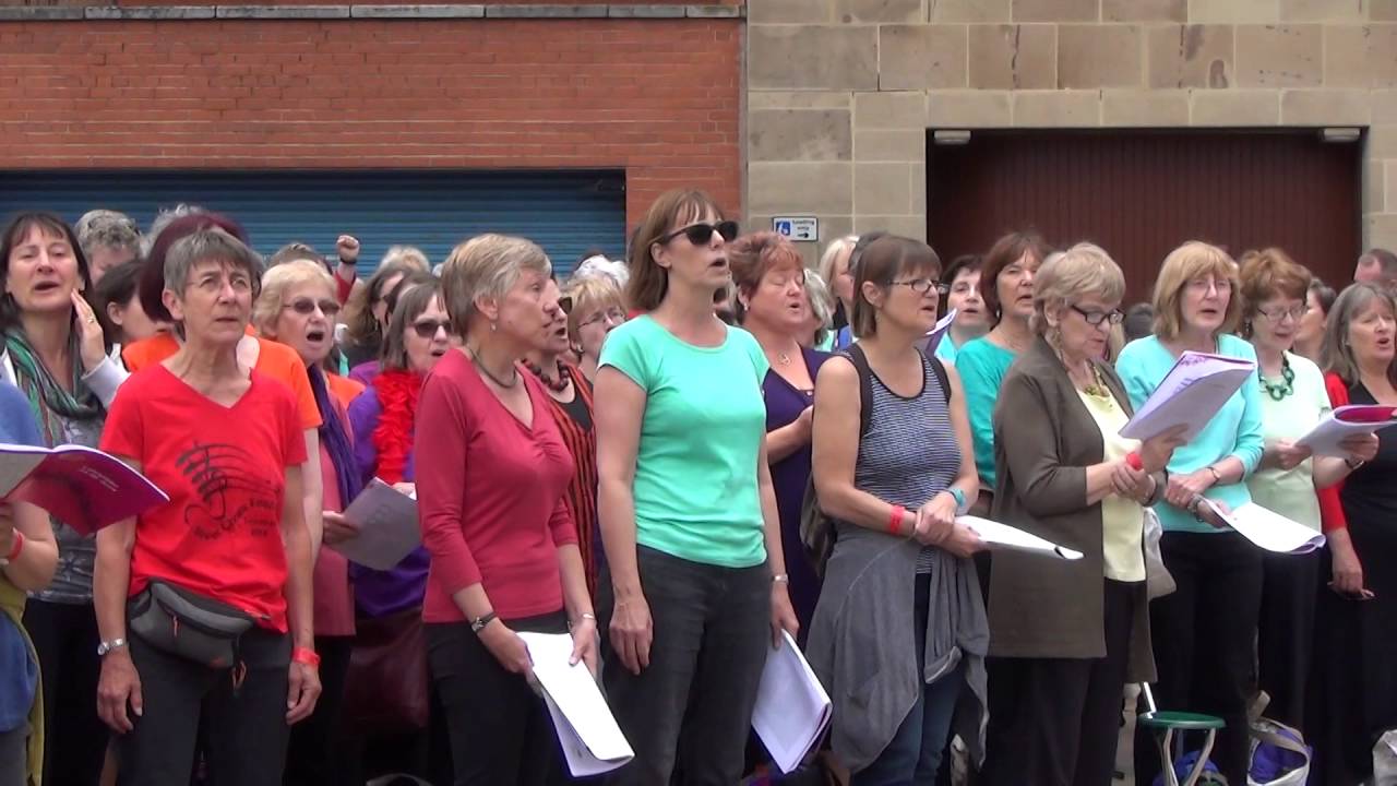 Massed Sing - The Internationale - Street Choirs Festival 2016
