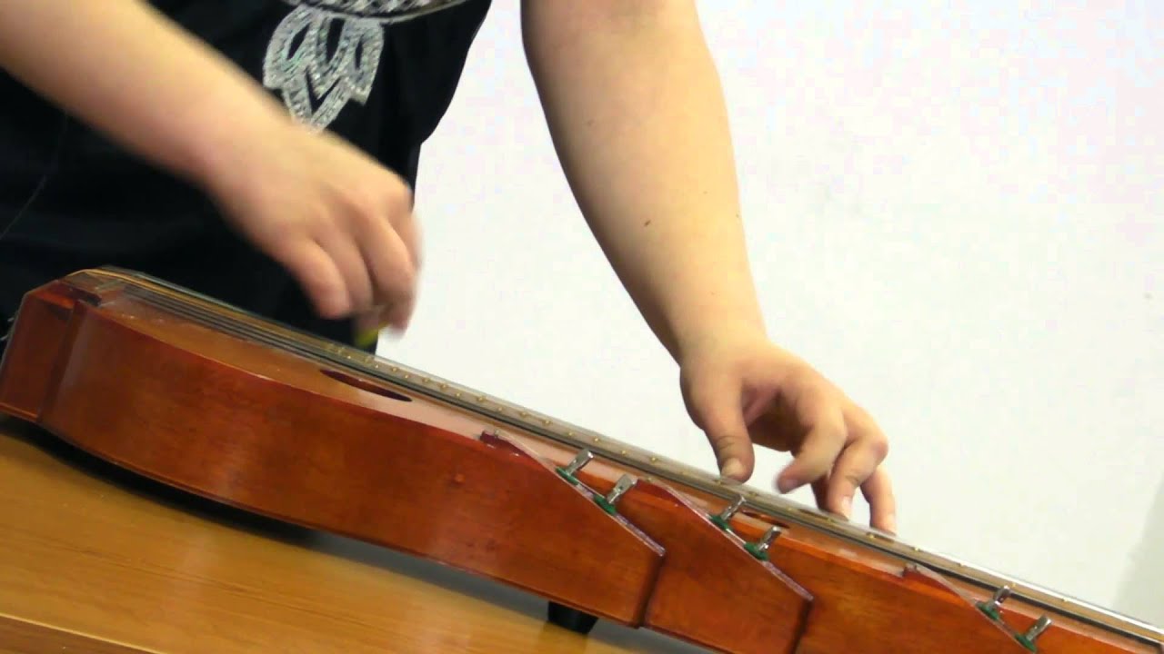 Juh&aacute;sz Kitti (citera) - Muzslyai dallamok Szilasi Mih&aacute;ly reperto&aacute;rj&aacute;b&oacute;l