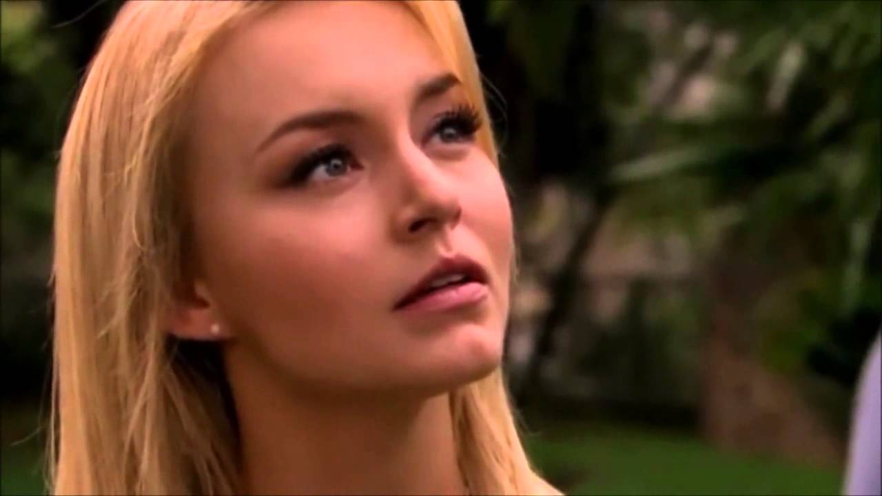 Montserrat le dice a Alejandro que se esta enamorando de &eacute;l - LQLVMR