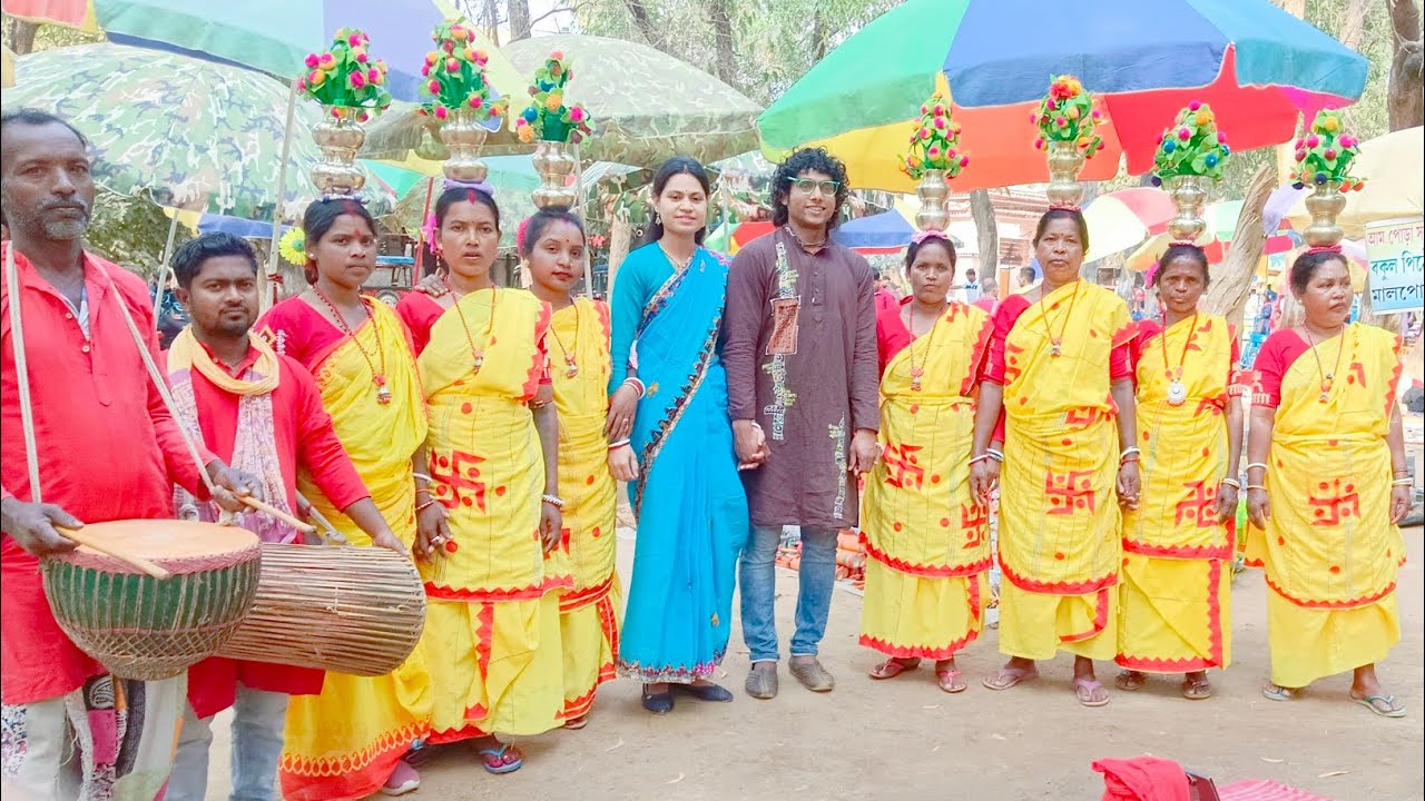 বোলপুর শান্তিনিকেতনে সোনাঝুরি হাট