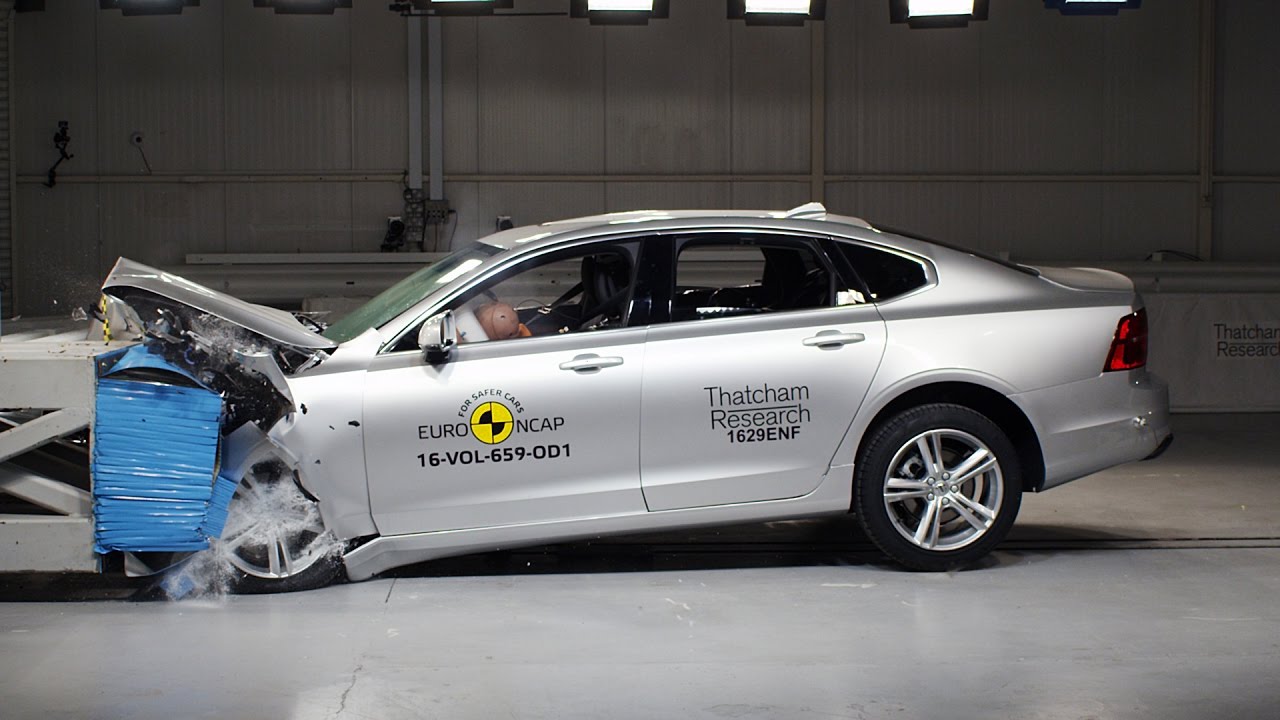 Volvo S90 Crash Test
