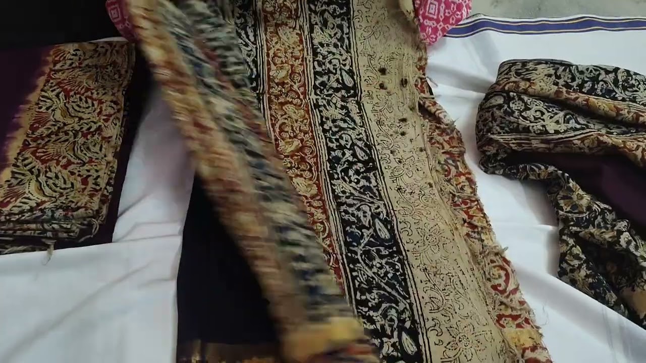 #whatsapp9347671219 #kalamkarisarees #kaddiborder #1400rs #chennursilk 