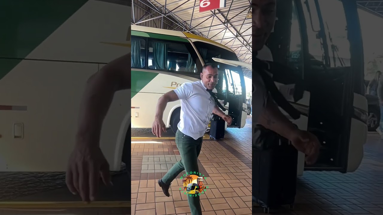 vc não sabe oque pode fazer o nego 🥁🎶🤸🏿‍♂️ #capoeira #capoeiraregional #acrobacia #viralvideo