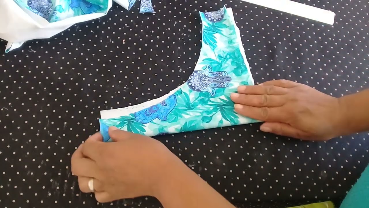 Como cortar  biquini com molde de lingerie#calcinha