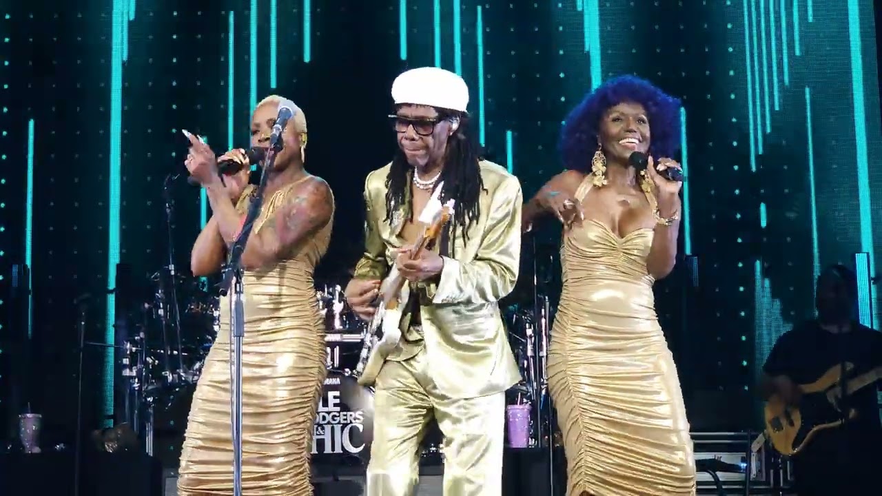 Tollwood, Munich | 5.7.2024 | 06 | Chic Cheer · My Forbidden Lover