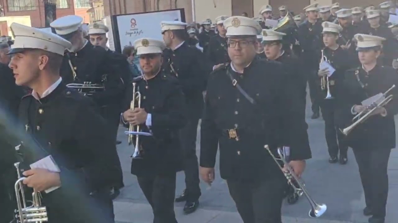 Visita a los restos de Santa Teresa de Jesús o de Ávila 
