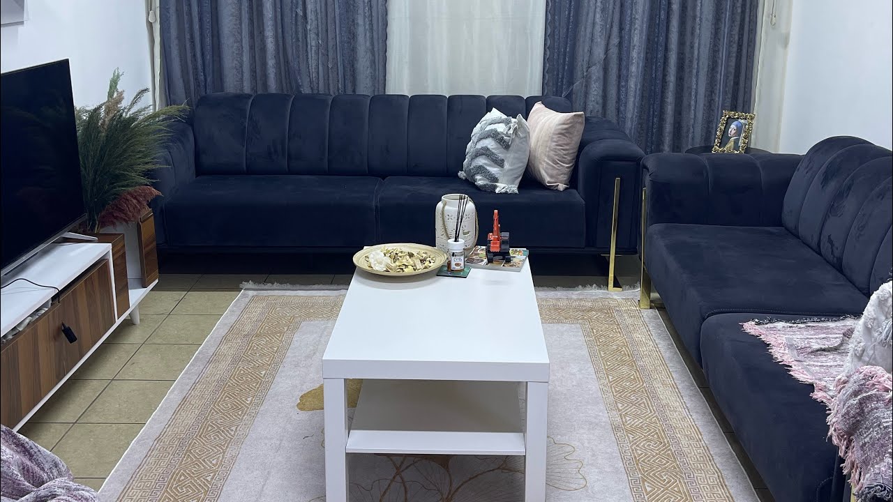 واخيرا فرشت الصاله بعد ان فحطت تعب واعصابي تعبت 🥲روتين قوي مال تعزيل وتنضيف ❤️