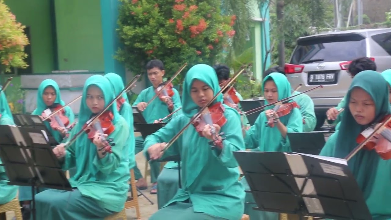 2026018 Video 4 penampilan Biola Rapat Evaluasi Kepsek