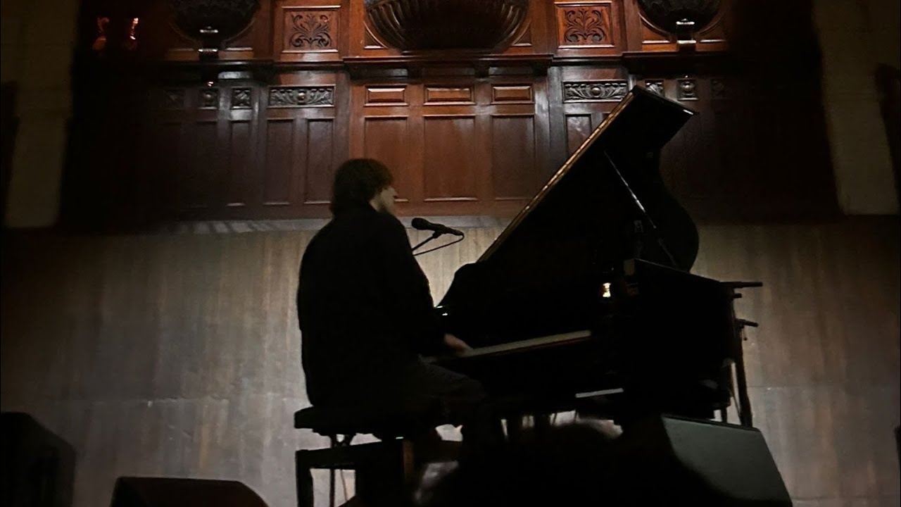 Serious World (Unreleased Cameron Winter) Live in Manchester 