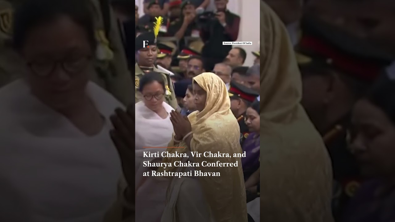 President Murmu Confers Gallantry Awards On Armed Forces And Police Personnel | Firstpost News