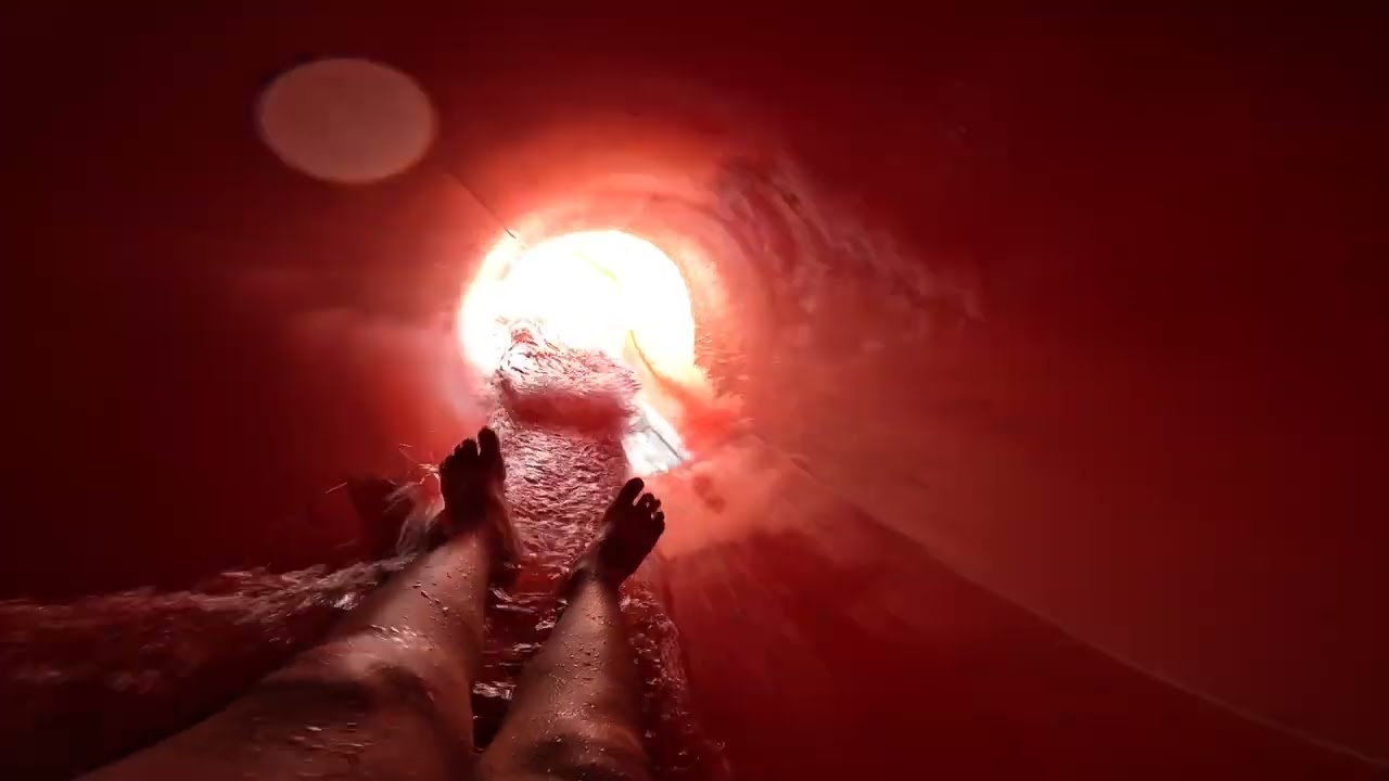 toboggan rouge et vert/jaune capfun l'hirondelle