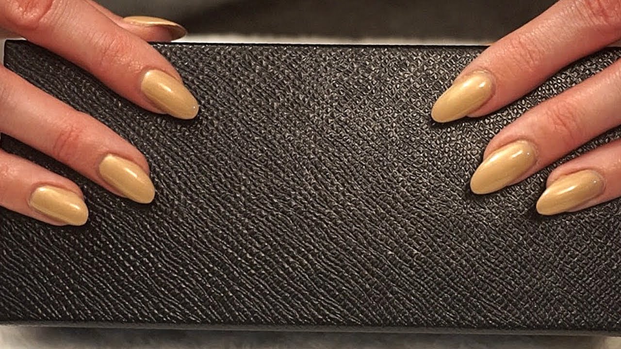 ASMR Textured Scratching on Faux Leather [No Talking]