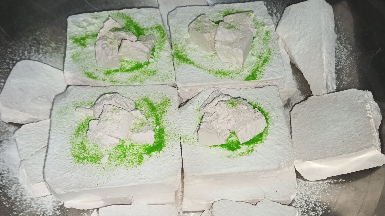 Pure White Gymchalk 🤍💚 | Green Pigment Sprinkled | Crunchy Breaks To Soft Dust ASMR 