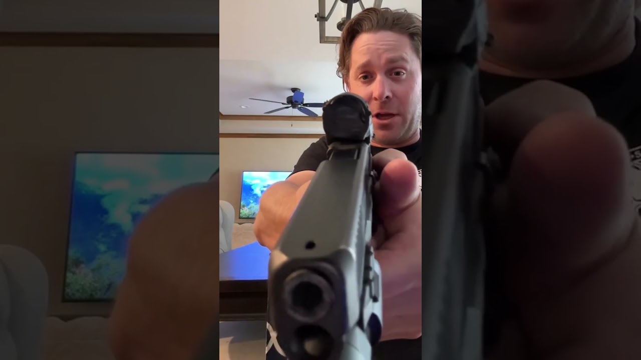 Техника стрельбы из пистолета Glock (Бен Стоегер)