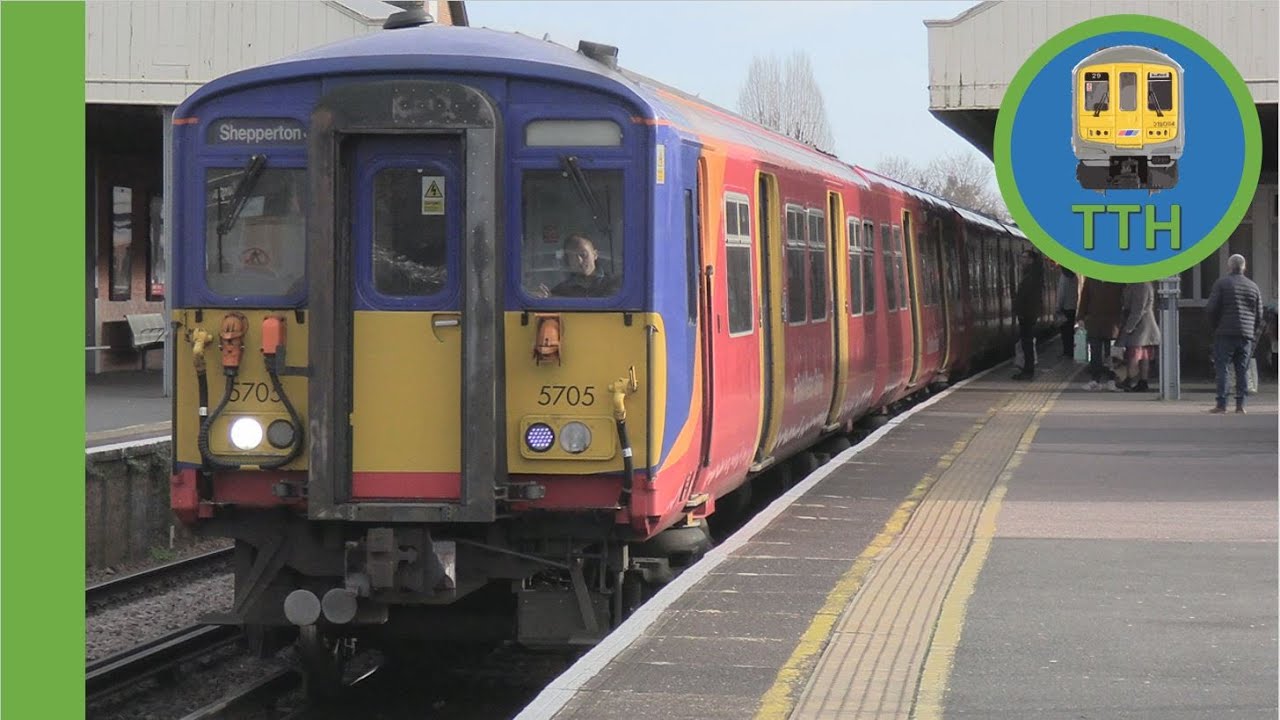 Trains at Kingston
