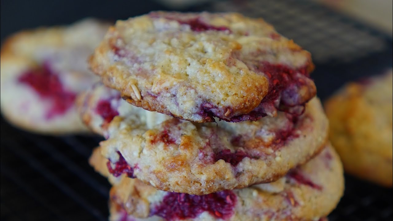 COOKIES framboises et chocolat blanc à tomber ET mon nouveau livre à gagner :)