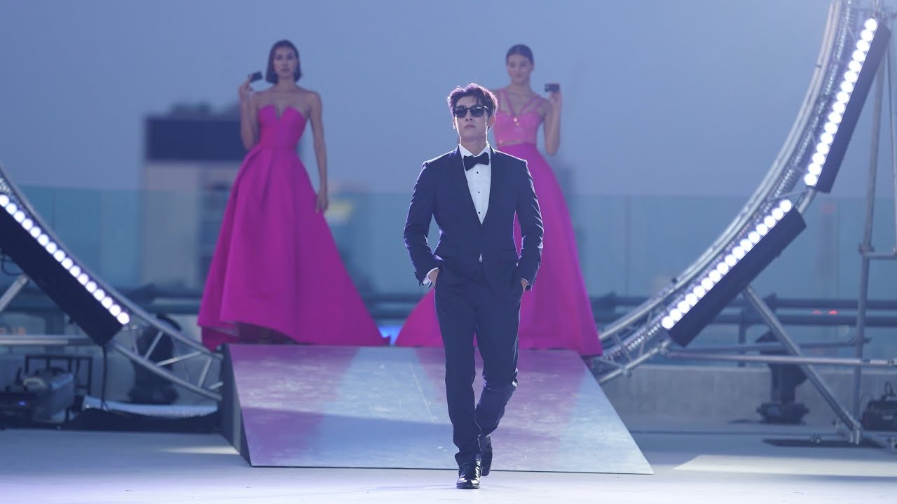 Mew Suppasit On A Misson | WORLD'S FASHION DISTRICT: EQUINOX SUMMER 2024 | 5 March 2024 #MewSuppasit