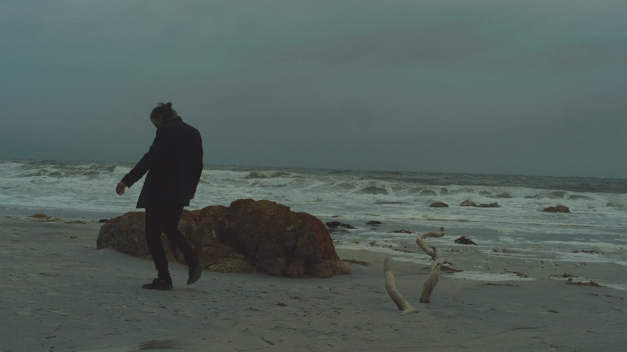Leo Calloway - Anti Love Song [Official Video]