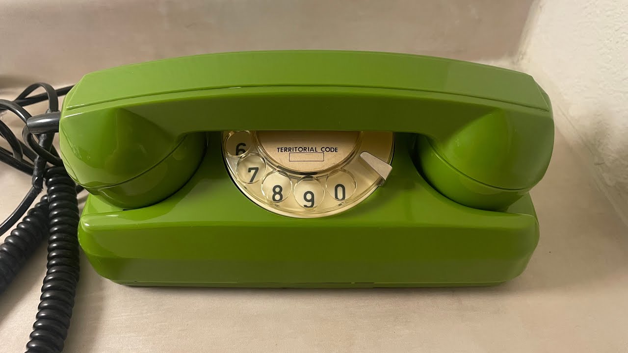 1977  Telefonía y Electrónica  