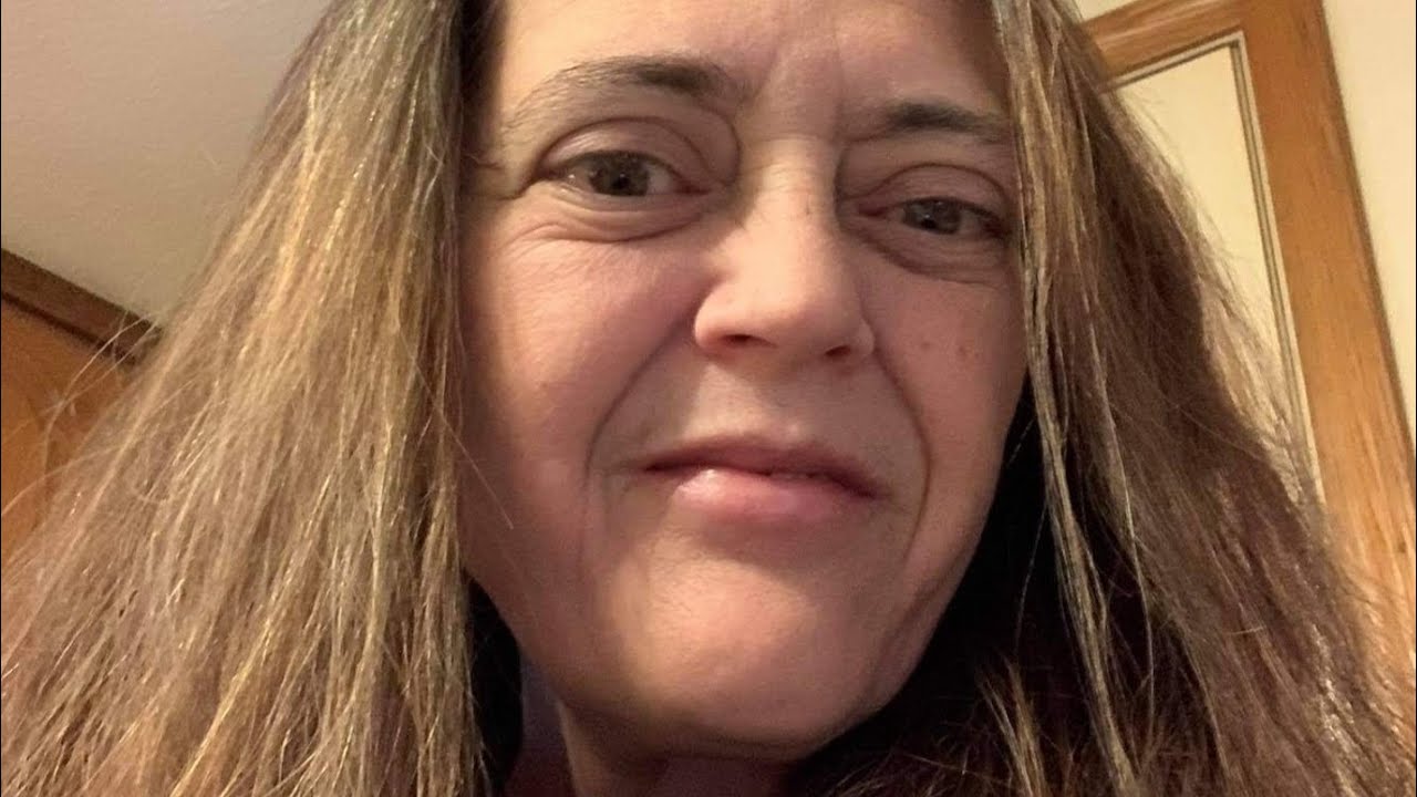 My junk journal page in memory of Linda DeWeese