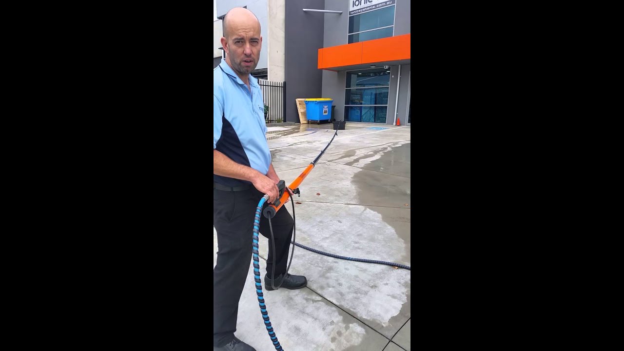Telescopic Carbon Fibre Pressure Cleaning Pole, Australia