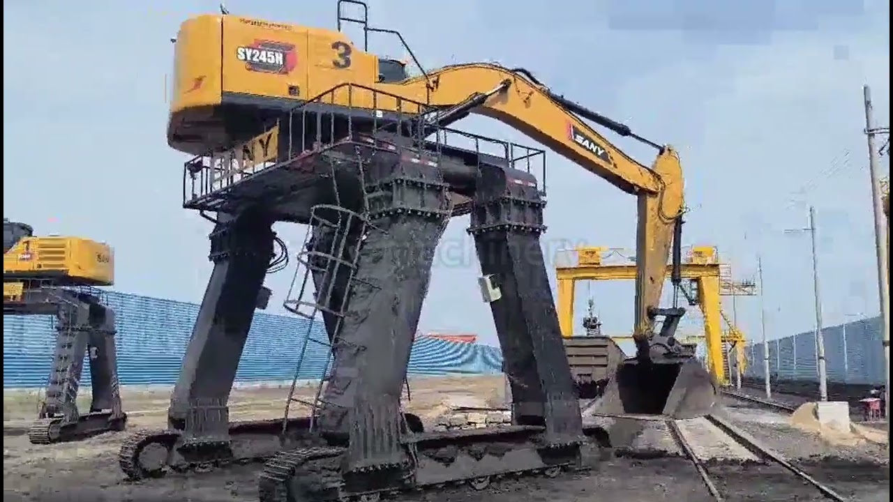 #straddle excavator