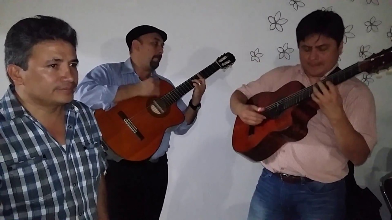UN POCO MAS