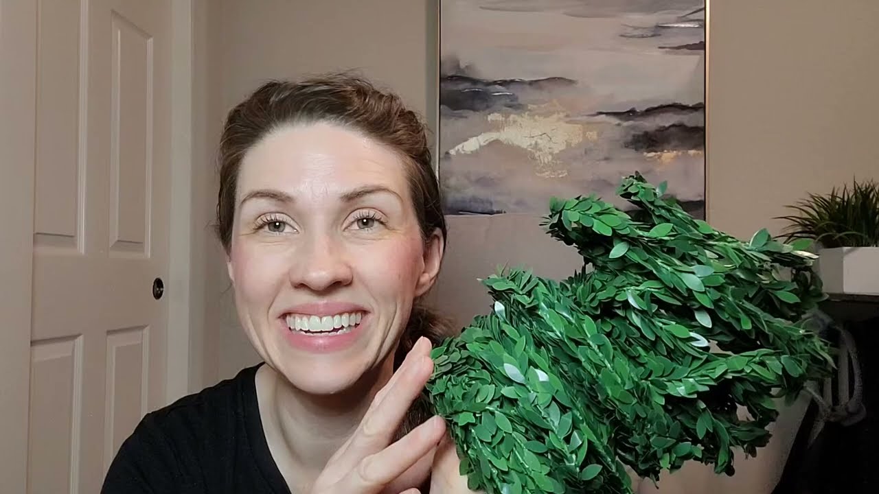 DIY Ivy Garland beautiful green foliage