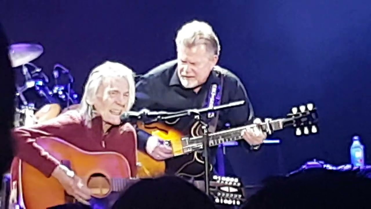 Gordon Lightfoot SUNDOWN. Live at Grey Eagle Casino, Calgary Canada