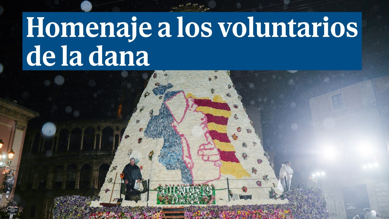 Así ha homenajeado la Virgen de los Desamparados de Valencia a los voluntarios de la dana