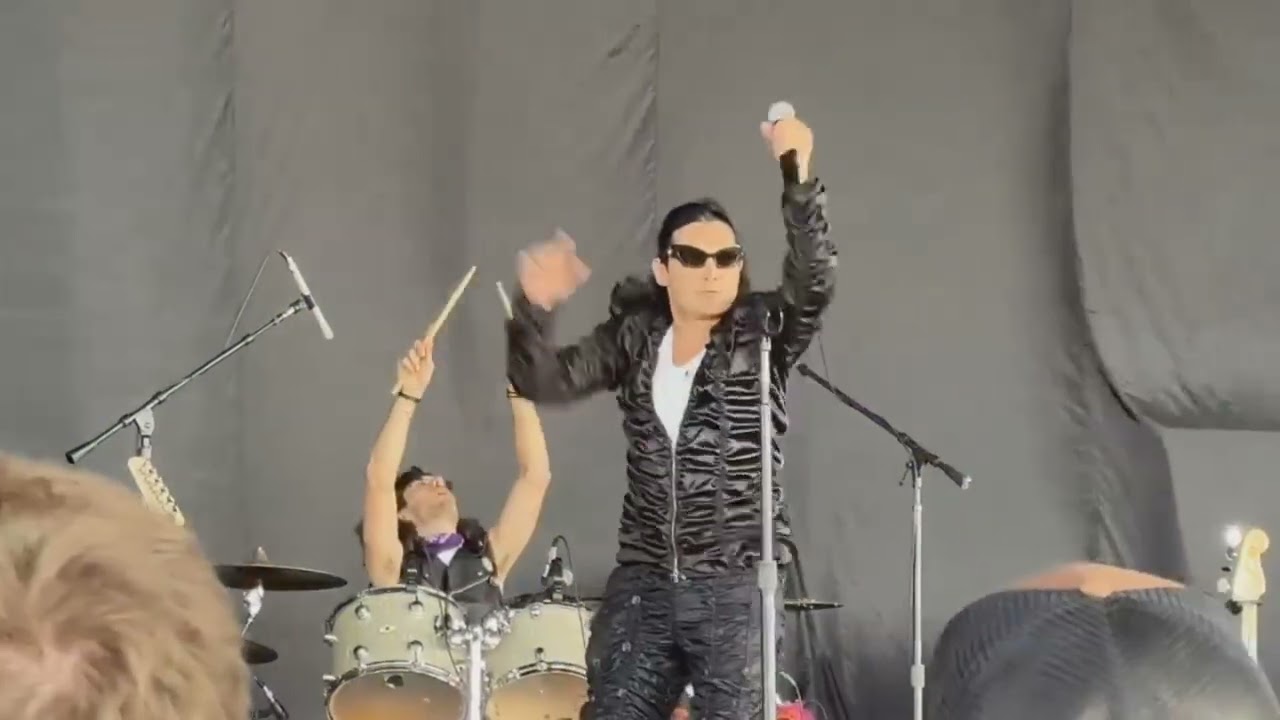 Corey Feldman Isolated vocals and guitar  -  What a huge failure lol