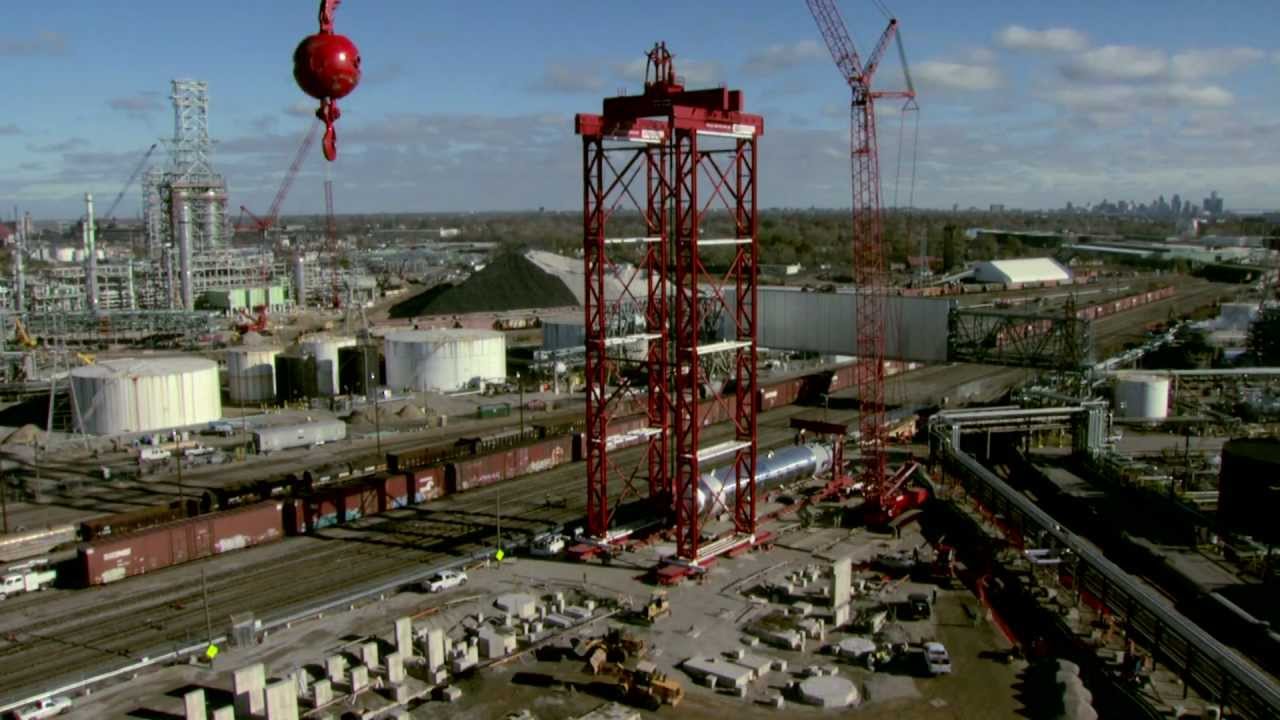 Barnhart - Modular Lift Tower -  Refining Vessel Lift