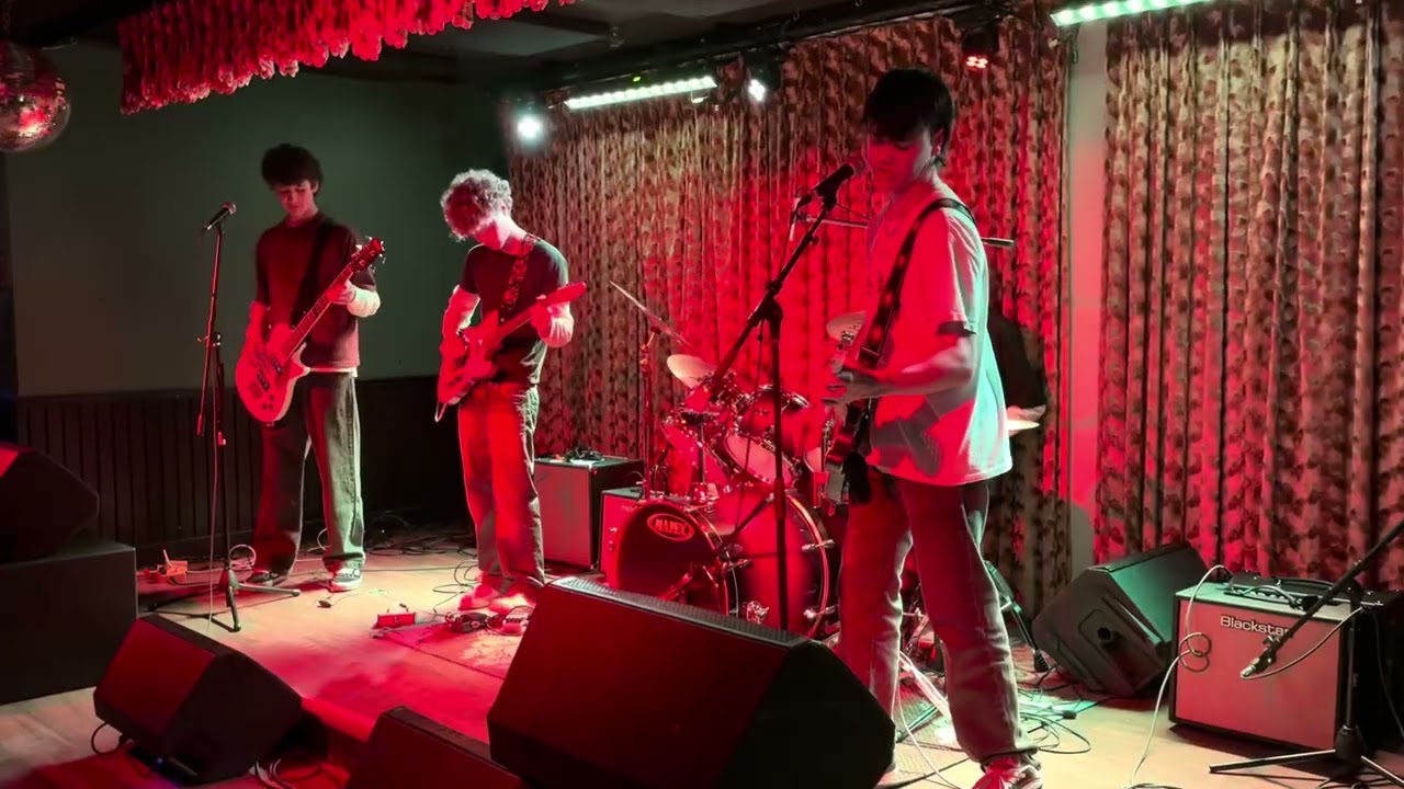 Face to Face - Aviator. Performed at 99ten Edme