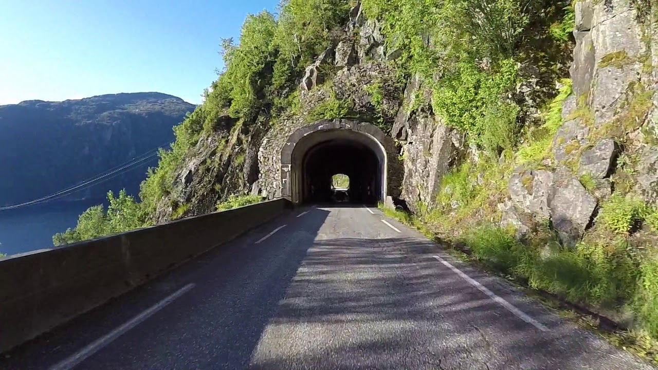 Bli med Langs Åkrafjorden !